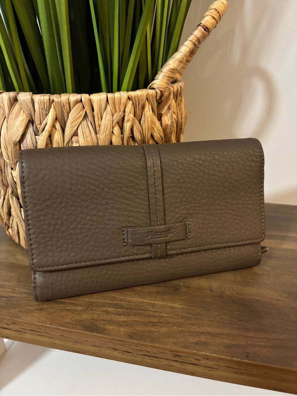 Hammitt wallet leather